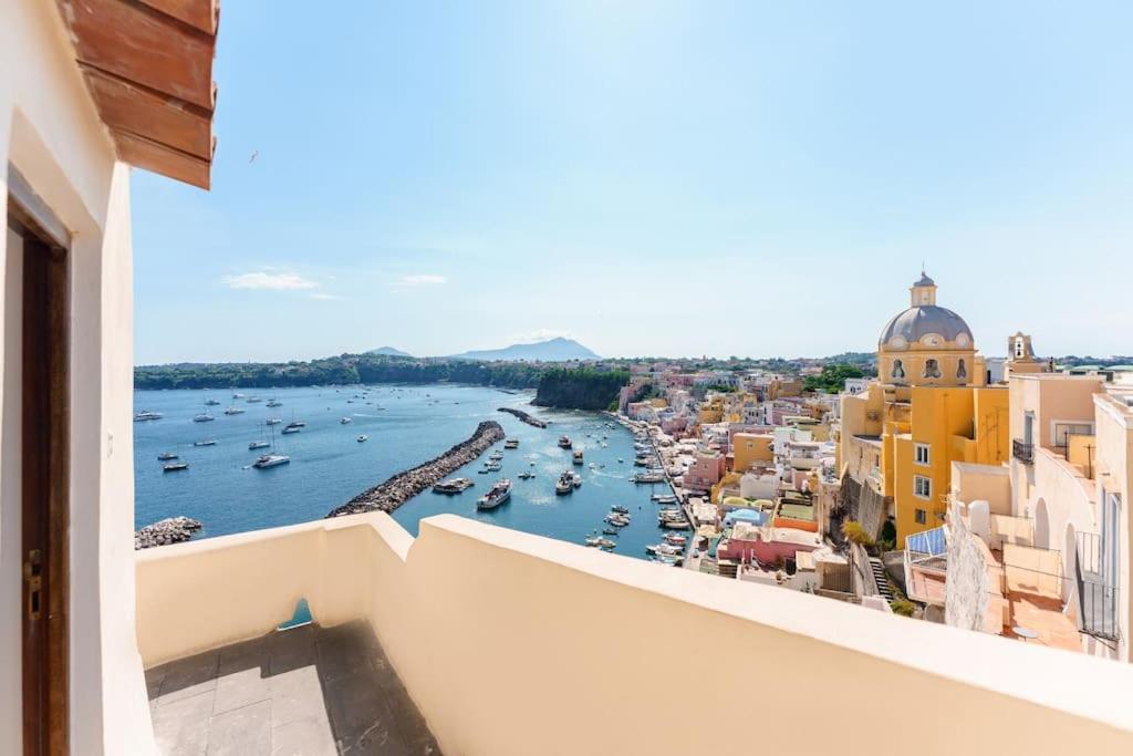 La Casa Di Nina A Corricella Apartment Procida Exterior photo